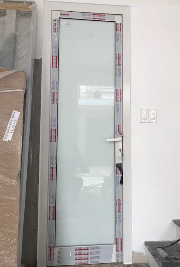 mau cua nhom xingfa mau trang su dep 9