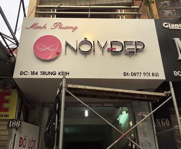 Bang hieu shop quan ao 1