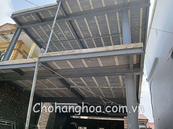 nha khung thep 2 tang 2