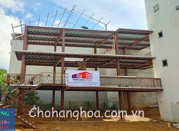 nha khung thep 8