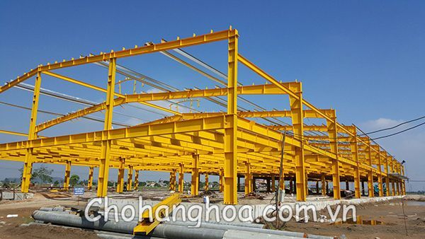nha thep tien che 21