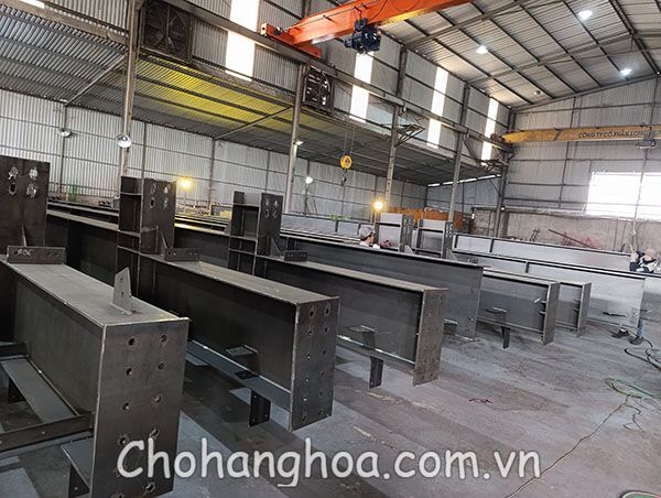 nha thep tien che 34