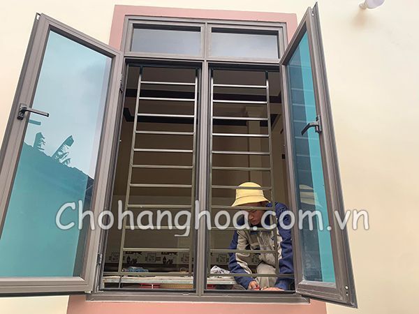 Khung bao ve cua so inox 27