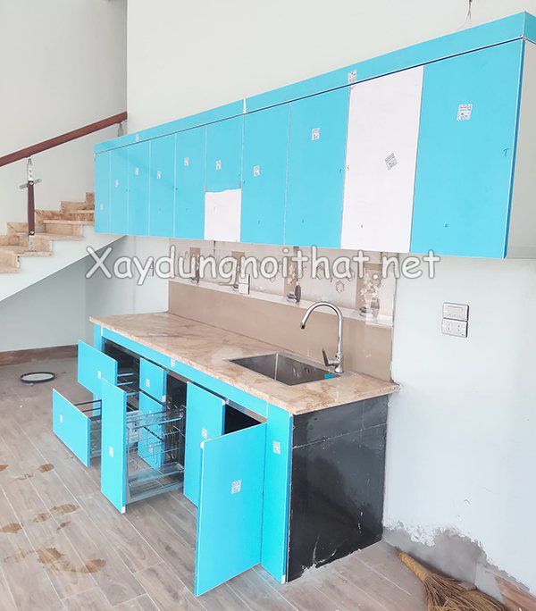 tu bep inox canh kinh 8