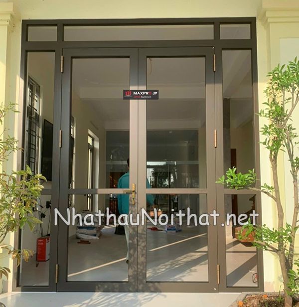 Giá Cửa Nhôm Maxpro Bao Nhiêu 1m²? Xem Báo Giá & Mẫu Đẹp Mới Nhất! mau cua nhom maxpro 7